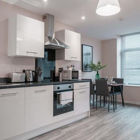 Contemporary 2 Bed Manchester Apartment - Sleeps 4 Exterior photo