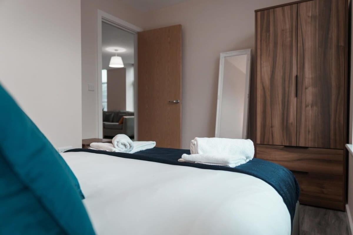 Contemporary 2 Bed Manchester Apartment - Sleeps 4 Exterior photo