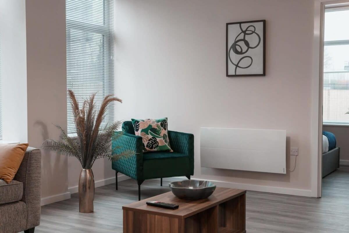 Contemporary 2 Bed Manchester Apartment - Sleeps 4 Exterior photo